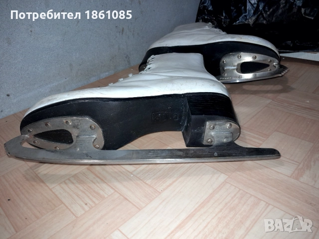 Кънки за фигурно пързаляне, снимка 4 - Зимни спортове - 53062300