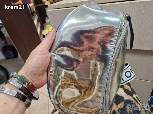 Tommy Hilfiger Уникална паласка , снимка 5 - Чанти - 52480859