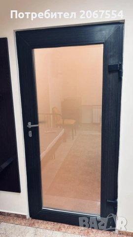 Много запазена МДФ интериорна врата с матирано стъкло - 97 x 200