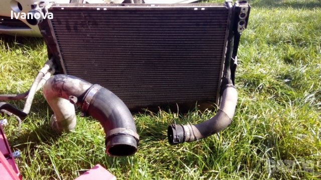 воден радиатор климатичен бмв е46 bmw e46 тръби водни маркуч кулер перка охлаждане, снимка 2 - Части - 33871644