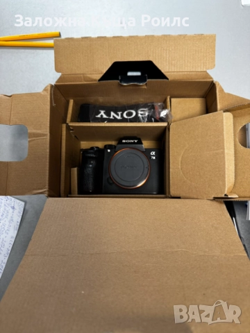 фотоапарат Sony A7 III, снимка 3 - Фотоапарати - 52590127
