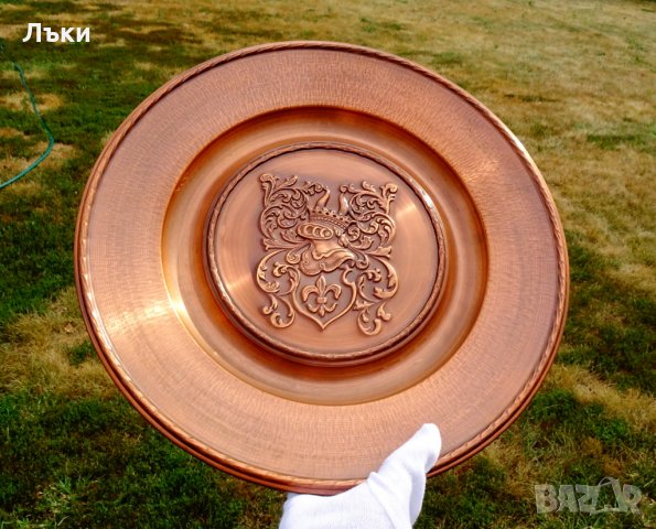 Медно пано 39 см.,чиния за стена Рицар,корона,барок., снимка 5 - Антикварни и старинни предмети - 29522248
