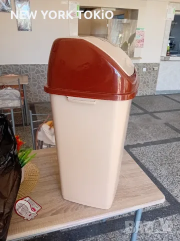 КОШ ЗА ОТПАДЪЦИ С ЛЮЛЕЕЩ КАПАК , снимка 2 - Мопове, кофи, четки и метли - 56020766