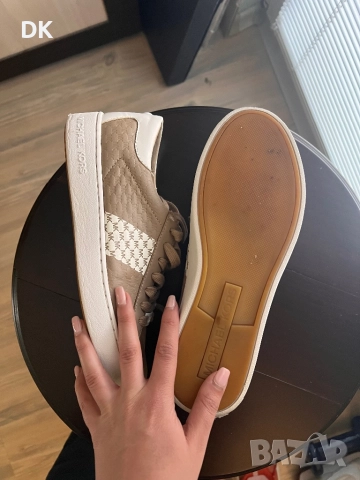 Дамски обувки Michael Kors, снимка 3 - Дамски ежедневни обувки - 52051409