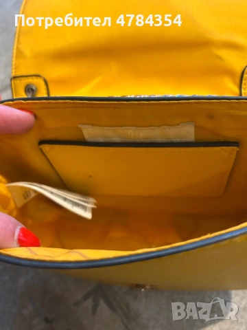 Жълта чантичка H&M, снимка 3 - Чанти - 54102266
