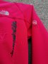 Продавам чисто ново дамско червено яке софт шел The North Face, снимка 2