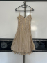 Официална къса златиста рокля размер S, снимка 1 - Рокли - 36451533