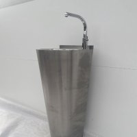 Свободностoяща иноксова мивка + сензорен смесител, снимка 1 - Обзавеждане за заведение - 44157400