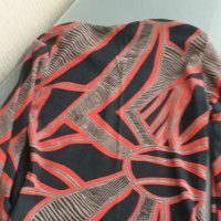 Къса блуза , снимка 2 - Блузи с дълъг ръкав и пуловери - 31536256