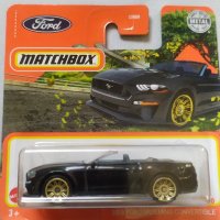 Matchbox 2018 Ford Mustang Convertible , снимка 1 - Колекции - 37913533