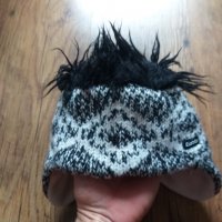 eisbär hats - страхотна зимна шапка КАТО НОВА, снимка 3 - Шапки - 38926945