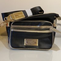 Нова чанта Versace Parfums crossbody bag, оригинал, снимка 2 - Чанти - 31333172
