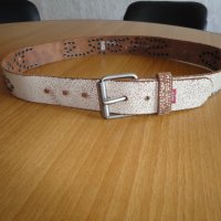 Levi's/дамски колан/естествена кожа, снимка 2 - Колани - 37788658