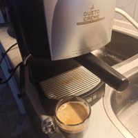 Кафемашина Уфеса с ръкохватка с крема диск, работи отлично и прави хубаво кафе с каймак , снимка 3 - Кафемашини - 40747263