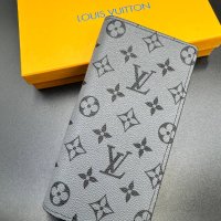 Портфейл Louis Vuitton, снимка 1 - Портфейли, портмонета - 42855633