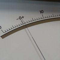 Индикатор стрелкови metrix 10-0-70, снимка 2 - Резервни части за машини - 34903031