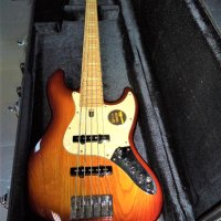 Sire V7 bass guitar, снимка 1 - Китари - 42266545