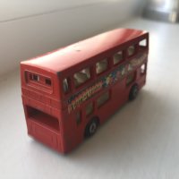 Метална количка автобус Matchbox The Londoner в мащаб 1:121, снимка 3 - Колекции - 39835784