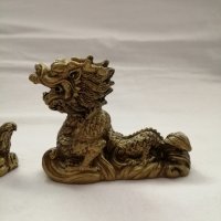 Комплект сувенири статуетки китайски дракони в бронзов цвят, снимка 7 - Статуетки - 44466254