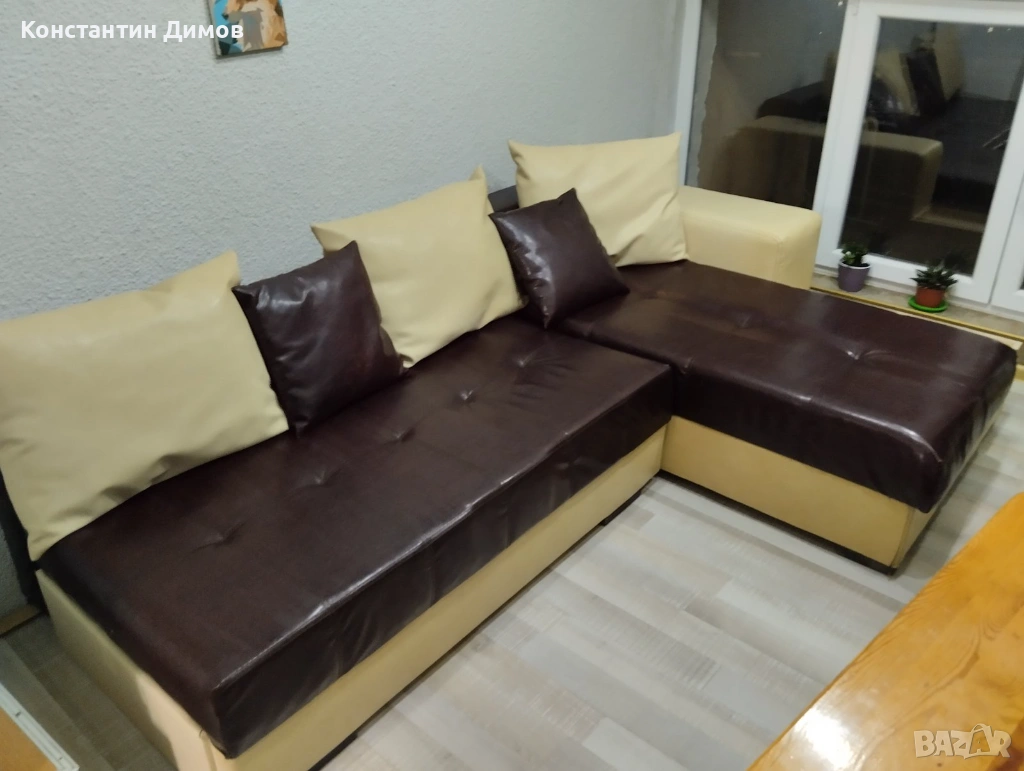 Продавам ъглов диван от еко кожа с функция сън и ракла, снимка 1