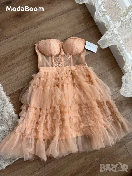 Дамска рокля , снимка 1