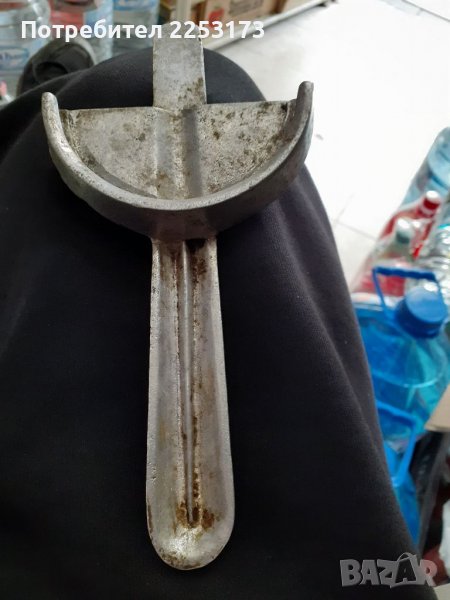 Стара алуминиева отварачка за буркани, снимка 1
