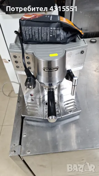 Кафе машина Delongi,топ  състояние,професионална, снимка 1
