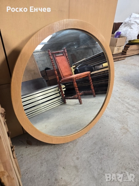 Кръгло огледало с дървена рамка 86см.., снимка 1