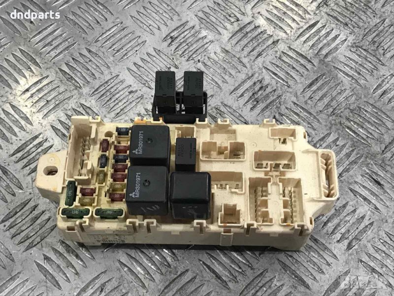 Бушонно табло Mitsubishi Pajero,3.2DID,2002г., снимка 1