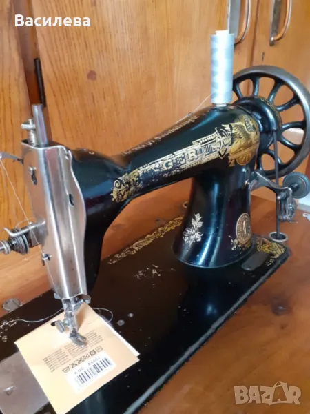 Крачна шевна машина Сингер , снимка 1