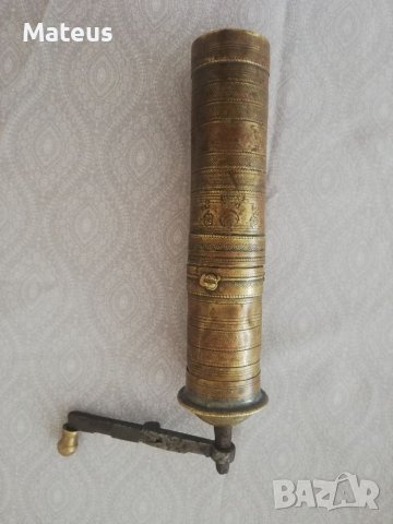 Стара турска ръчна мелница за кафе, снимка 9 - Антикварни и старинни предмети - 37126517