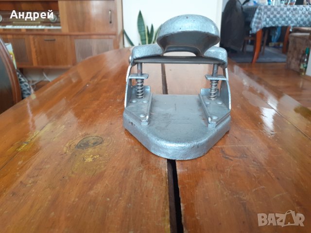 Стар перфоратор #4