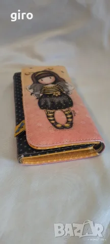 Оригинално голямо портмоне Santoro Gorjuss - модел Bee-Loved, снимка 7 - Портфейли, портмонета - 56071123