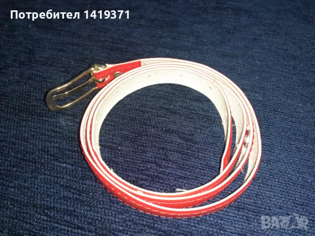 Красив червен кожен дамски колан с дължина 94.5 см, снимка 4 - Колани - 48110355