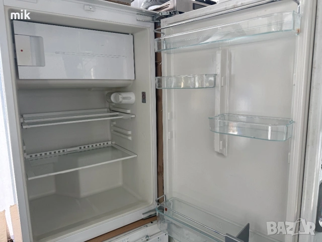 Малък хладилник за вграждане Kupperbusch