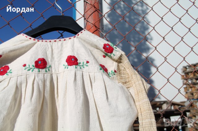 Дамска риза с бродерия, снимка 10 - Антикварни и старинни предмети - 39180144