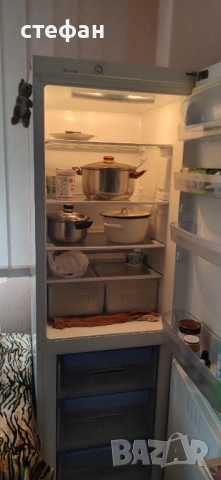 Хладилник , снимка 2 - Хладилници - 52660369