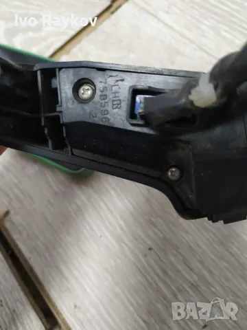 Бутони волан и лостче круиз контрол за TOYOTA, AVENSIS, II, 2, T25, 75B5962,, снимка 7 - Части - 50057060