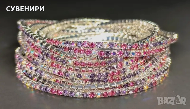 Нежни гривни със синтетичен цирконий , снимка 9 - Гривни - 51918582