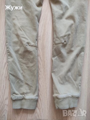 Страхотни мъжки дънки и долнища размер S и М, снимка 7 - Спортни дрехи, екипи - 49130837