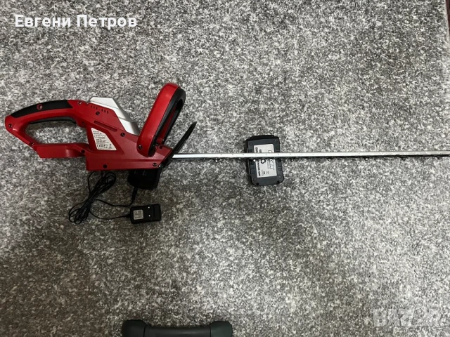 Акумулаторен храсторез Raider  с  БАТЕРИЯ  и  ЗАРЯДНО ., снимка 6 - Градинска техника - 50800723