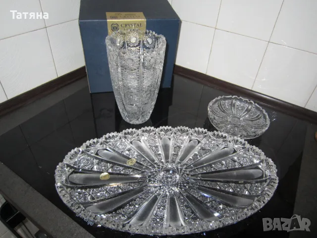 Бохемия кристален поднос;купа;ваза ; чиния  и пепелник от една серия