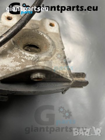 Закопчалки за преден капак БМВ е46 е39 BMW e46 e39 , 8203859, снимка 2 - Части - 40144408