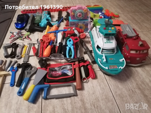 Лот играчки всички за 50 лв