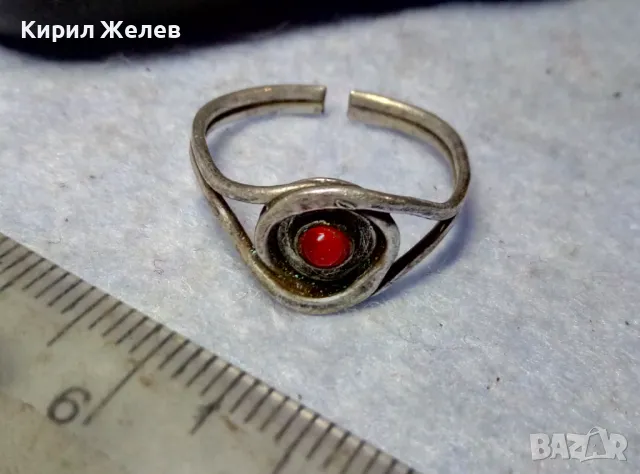 СТАРИНЕН РЕГУЛИРУЕМ СКЪПОЦЕНЕН ПРЪСТЕН СРЕБРО ВИСОКА ПРОБА с ЧЕРВЕН РЪЧНО ФАСЕТИРАН КАМЪК 47970, снимка 6 - Антикварни и старинни предмети - 49551762