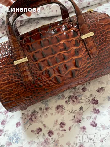 Дамска чанта Brahmin, снимка 2 - Чанти - 56432329