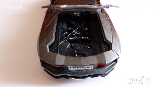 Lamborghini Aventador LP700-4 MAISTO 1:24, снимка 6 - Колекции - 52662521