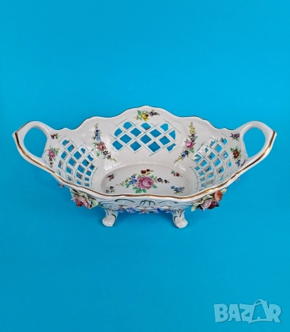 Ажурна фруктиера с релефни цветя - Sandizell, Dresden, 60-те г., снимка 2 - Други - 52991614