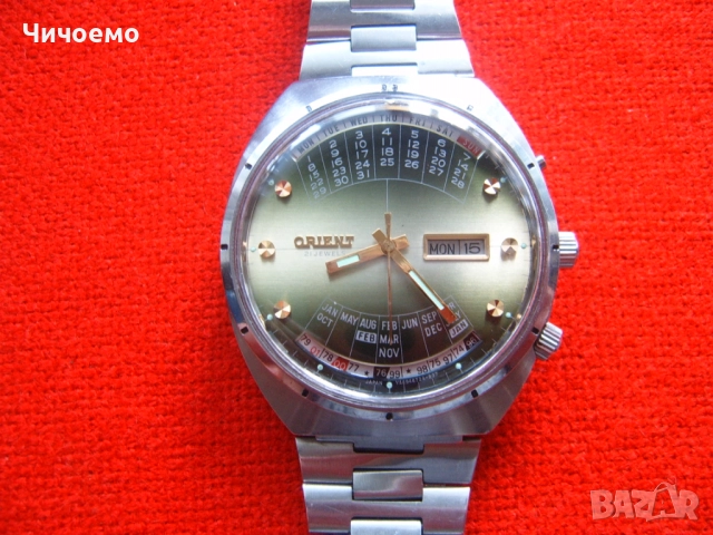  Ориент Вечен Календар мъжки часовник  Ретро Класика!, снимка 4 - Антикварни и старинни предмети - 51397010