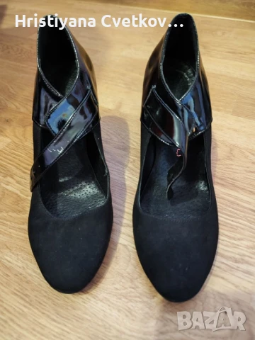 Черни елегантни дамски обувки на ток 
